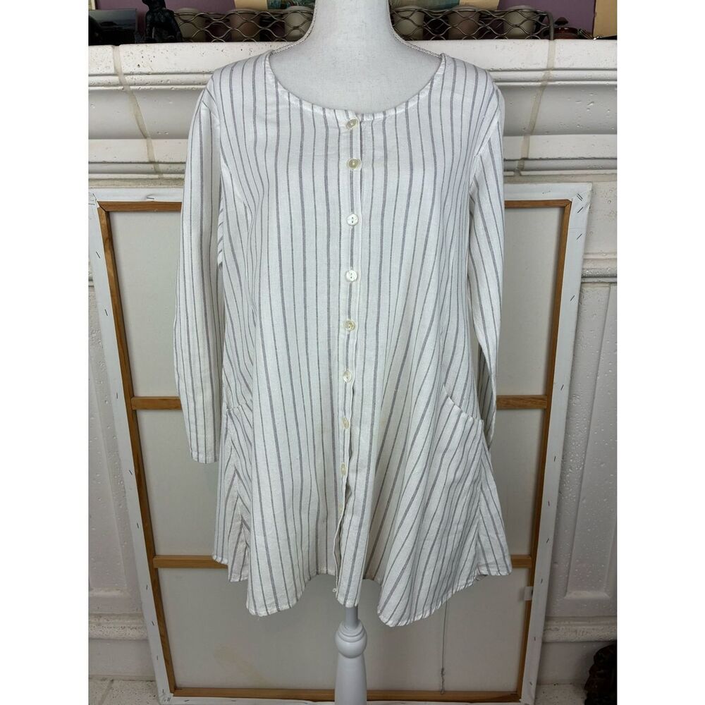 Tulip A-Line Striped Tunic Top Henley front, Amazing Back Detail Homestead vibes